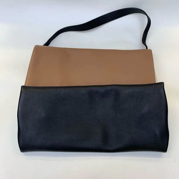 Celine Women Pre-Loved Bag Very Good Condition - Picture 6 of 7